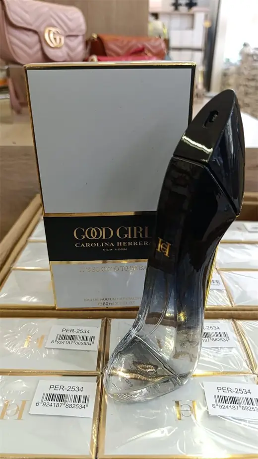 Good Girl Carolina Herrera de la categoría Lociones en Busos Medellín