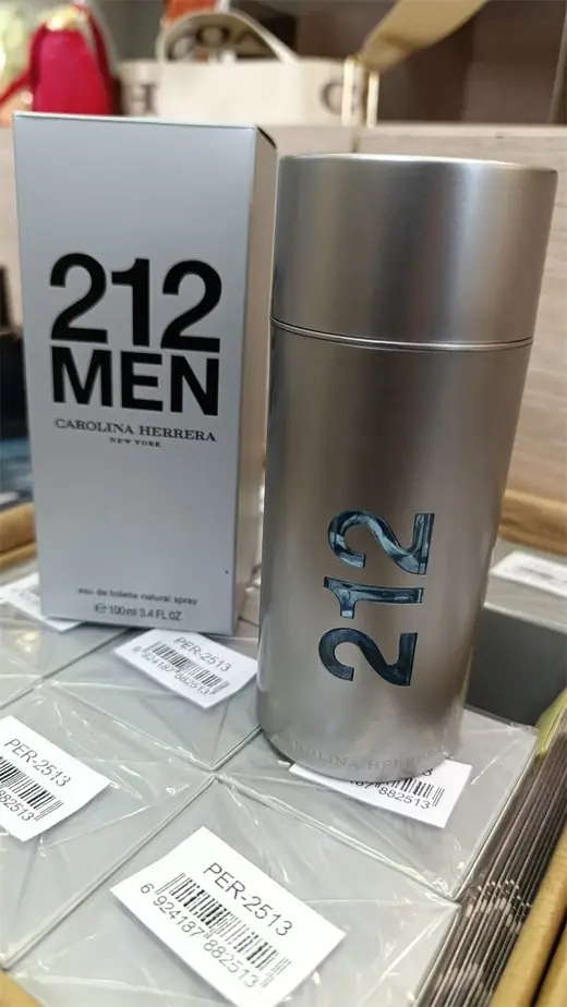 212 Men Carolina Herrera de la categoría Lociones en Busos Medellín