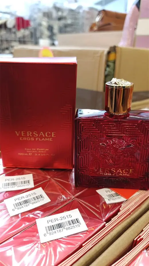 Versace Eros Flame de la categoría Lociones en Busos Medellín