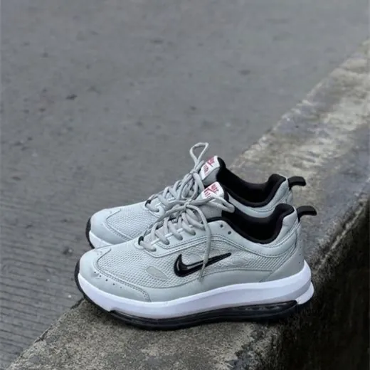 Tenis gris negro Air de la categoría Tenis importados en Busos Medellín